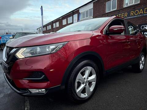 Nissan Qashqai 1.5 dCi Acenta Premium SUV 5dr Diesel Manual Euro 6 (s/s) (115 ps) - U394