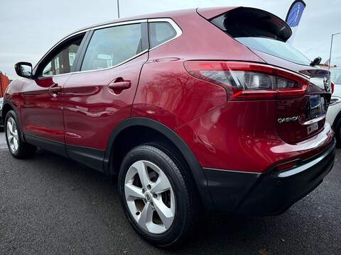 Nissan Qashqai 1.5 dCi Acenta Premium SUV 5dr Diesel Manual Euro 6 (s/s) (115 ps) - U394