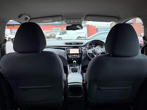 Nissan Qashqai 1.5 dCi Acenta Premium SUV 5dr Diesel Manual Euro 6 (s/s) (115 ps) - U394