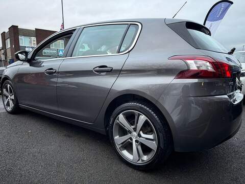 Peugeot 308 2.0 BlueHDi Allure Hatchback 5dr Diesel EAT Euro 6 (s/s) (150 ps) - U395