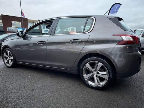 Peugeot 308 2.0 BlueHDi Allure Hatchback 5dr Diesel EAT Euro 6 (s/s) (150 ps) - U395