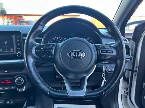 Kia Stonic 1.0 T-GDi 3 SUV 5dr Petrol Manual Euro 6 (s/s) (118 bhp) - U396