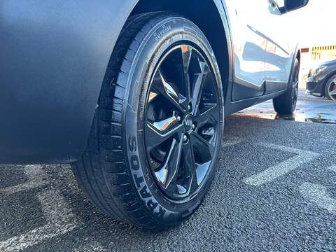 Kia Stonic 1.0 T-GDi 3 SUV 5dr Petrol Manual Euro 6 (s/s) (118 bhp) - U396