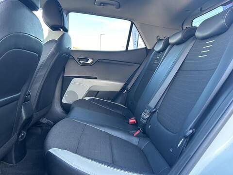 Kia Stonic 1.0 T-GDi 3 SUV 5dr Petrol Manual Euro 6 (s/s) (118 bhp) - U396