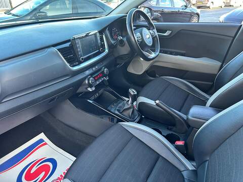 Kia Stonic 1.0 T-GDi 3 SUV 5dr Petrol Manual Euro 6 (s/s) (118 bhp) - U396