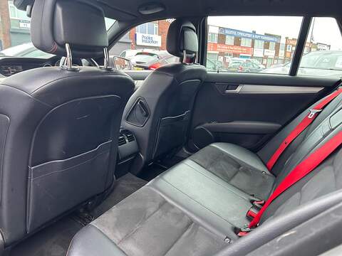 Mercedes-Benz C Class 2.1 C220 CDI BlueEfficiency AMG Sport Plus Estate 5dr Diesel G-Tronic+ Euro 5 (s/s) (170 ps) - U397