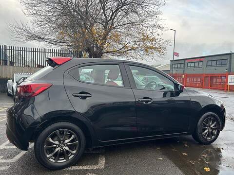 Mazda Mazda2 1.5 SKYACTIV-G Red Edition Hatchback 5dr Petrol Manual Euro 6 (s/s) (90 ps) - U398