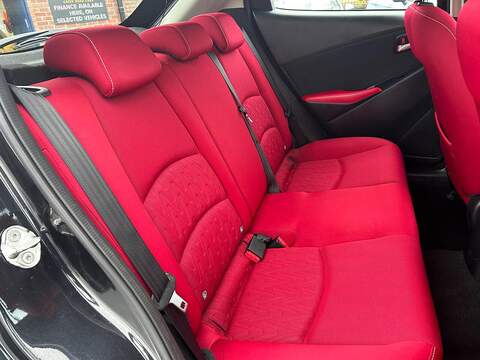 Mazda Mazda2 1.5 SKYACTIV-G Red Edition Hatchback 5dr Petrol Manual Euro 6 (s/s) (90 ps) - U398