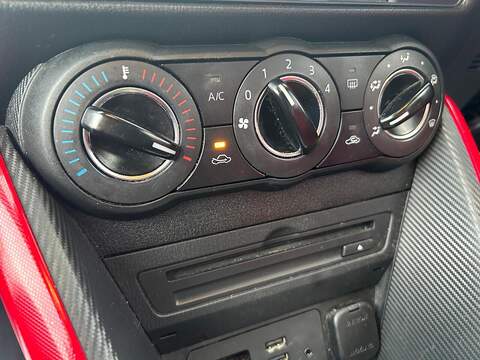 Mazda Mazda2 1.5 SKYACTIV-G Red Edition Hatchback 5dr Petrol Manual Euro 6 (s/s) (90 ps) - U398