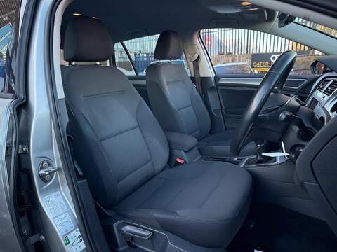 Volkswagen Golf 1.6 TDI BlueMotion Tech Match Hatchback 5dr Diesel Manual Euro 6 (s/s) (110 ps) - U399