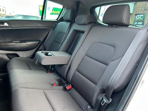 Kia Sportage 1.7 CRDi 2 SUV 5dr Diesel Manual Euro 6 (s/s) (114 bhp) - U401