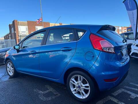 Ford Fiesta 1.0T EcoBoost Zetec Hatchback 5dr Petrol Manual Euro 5 (s/s) (100 ps) - U402