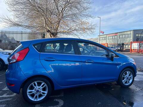 Ford Fiesta 1.0T EcoBoost Zetec Hatchback 5dr Petrol Manual Euro 5 (s/s) (100 ps) - U402