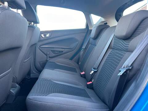 Ford Fiesta 1.0T EcoBoost Zetec Hatchback 5dr Petrol Manual Euro 5 (s/s) (100 ps) - U402