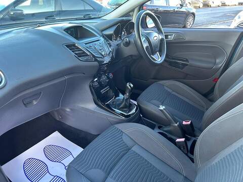 Ford Fiesta 1.0T EcoBoost Zetec Hatchback 5dr Petrol Manual Euro 5 (s/s) (100 ps) - U402