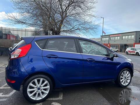Ford Fiesta 1.0T EcoBoost Titanium Hatchback 5dr Petrol Manual Euro 6 (s/s) (100 ps) - U403