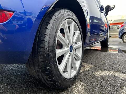 Ford Fiesta 1.0T EcoBoost Titanium Hatchback 5dr Petrol Manual Euro 6 (s/s) (100 ps) - U403