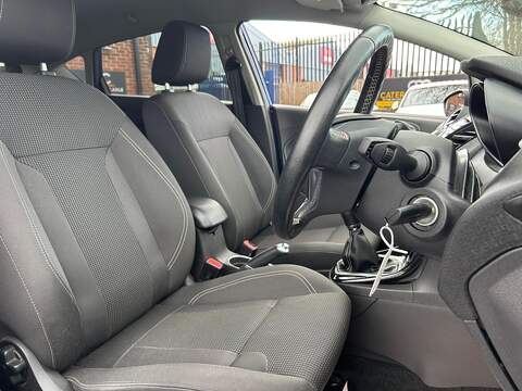 Ford Fiesta 1.0T EcoBoost Titanium Hatchback 5dr Petrol Manual Euro 6 (s/s) (100 ps) - U403