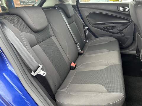 Ford Fiesta 1.0T EcoBoost Titanium Hatchback 5dr Petrol Manual Euro 6 (s/s) (100 ps) - U403