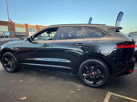 Jaguar F-PACE 2.0 D180 R-Sport SUV 5dr Diesel Auto AWD Euro 6 (s/s) (180 ps) - U404