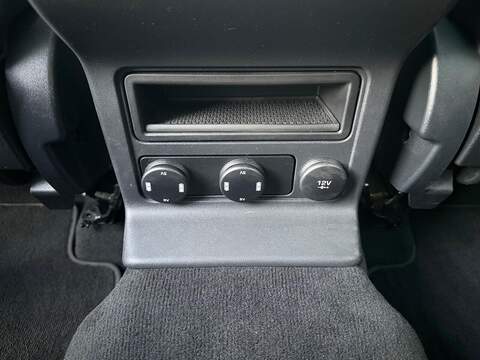 Jaguar F-PACE 2.0 D180 R-Sport SUV 5dr Diesel Auto AWD Euro 6 (s/s) (180 ps) - U404