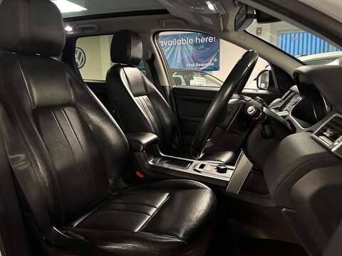 Land Rover Discovery Sport 2.0 TD4 HSE Black SUV 5dr Diesel Auto 4WD Euro 6 (s/s) (180 ps) - U405