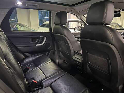 Land Rover Discovery Sport 2.0 TD4 HSE Black SUV 5dr Diesel Auto 4WD Euro 6 (s/s) (180 ps) - U405