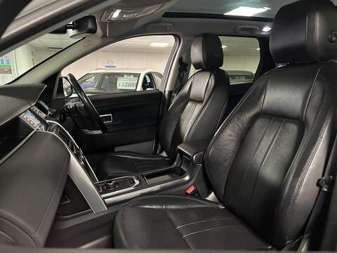 Land Rover Discovery Sport 2.0 TD4 HSE Black SUV 5dr Diesel Auto 4WD Euro 6 (s/s) (180 ps) - U405