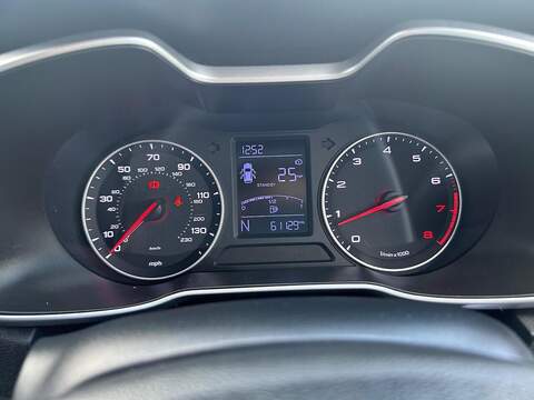 MG MG ZS 1.5 VTi-TECH Limited Edition SUV 5dr Petrol Manual Euro 6 (s/s) (106 ps) - U407