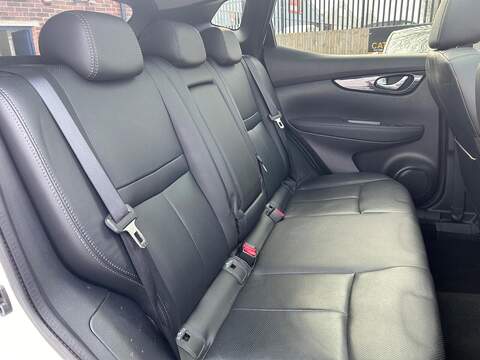 Nissan Qashqai Qashqai 1.5 dCi Tekna 2WD Euro 6 (s/s) 5dr - U41
