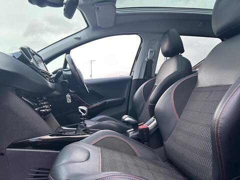 Peugeot 2008 1.2 PureTech GPF GT Line SUV 5dr Petrol Manual Euro 6 (s/s) (130 ps) - U411