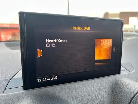 Audi Q2 1.0 TFSI Sport Euro 6 (s/s) 5dr - U413