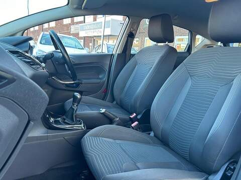 Ford Fiesta 1.0T EcoBoost Zetec Hatchback 5dr Petrol Manual Euro 6 (s/s) (100 ps) - U418
