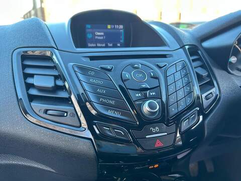 Ford Fiesta 1.0T EcoBoost Zetec Hatchback 5dr Petrol Manual Euro 6 (s/s) (100 ps) - U418