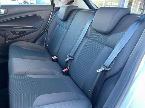 Ford Fiesta 1.0T EcoBoost Zetec Hatchback 5dr Petrol Manual Euro 6 (s/s) (100 ps) - U418