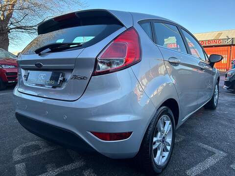 Ford Fiesta 1.0T EcoBoost Zetec Hatchback 5dr Petrol Manual Euro 6 (s/s) (100 ps) - U418