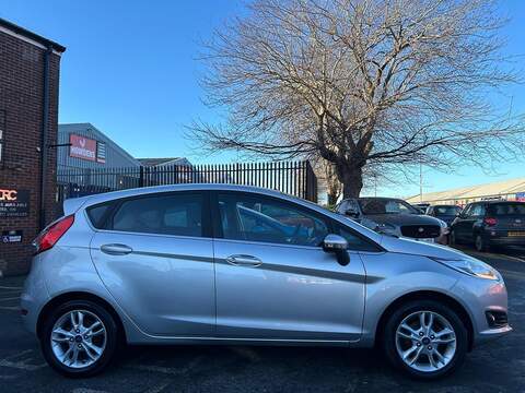 Ford Fiesta 1.0T EcoBoost Zetec Hatchback 5dr Petrol Manual Euro 6 (s/s) (100 ps) - U418