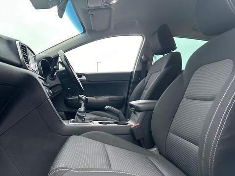 Kia Sportage 1.6 GDi 2 SUV 5dr Petrol Manual Euro 6 (s/s) (130 bhp) - U422