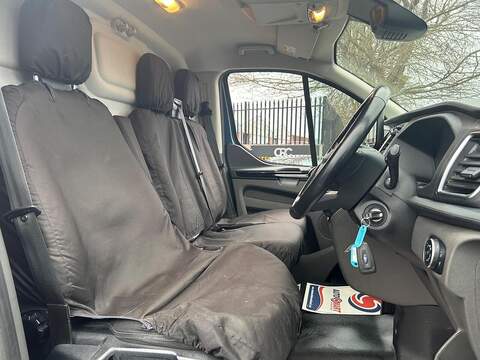 Ford Transit Custom Transit Custom Limited Panel Van 1 Manual Diesel - U423