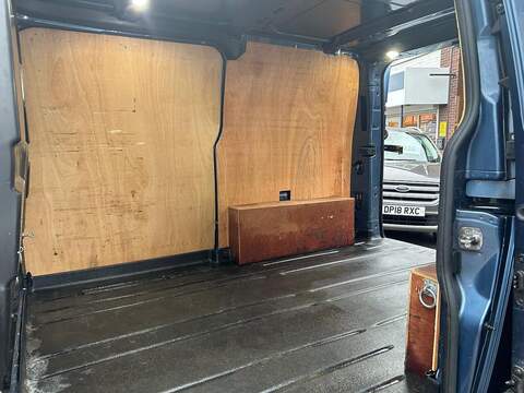 Ford Transit Custom Transit Custom Limited Panel Van 1 Manual Diesel - U423