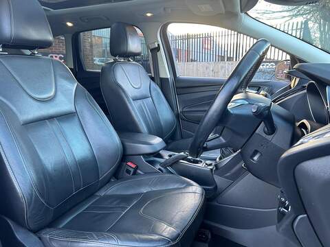 Ford Kuga 2.0 TDCi Titanium X SUV 5dr Diesel Manual 2WD Euro 6 (s/s) (150 ps) - U425