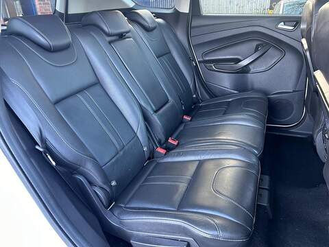 Ford Kuga 2.0 TDCi Titanium X SUV 5dr Diesel Manual 2WD Euro 6 (s/s) (150 ps) - U425