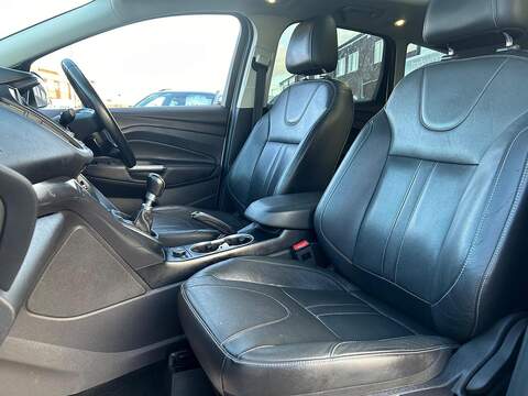 Ford Kuga 2.0 TDCi Titanium X SUV 5dr Diesel Manual 2WD Euro 6 (s/s) (150 ps) - U425