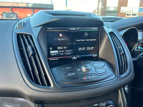 Ford Kuga 2.0 TDCi Titanium X SUV 5dr Diesel Manual 2WD Euro 6 (s/s) (150 ps) - U425