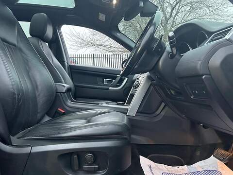 Land Rover Discovery Sport 2.0 TD4 HSE Black SUV 5dr Diesel Auto 4WD Euro 6 (s/s) (180 ps) - U428
