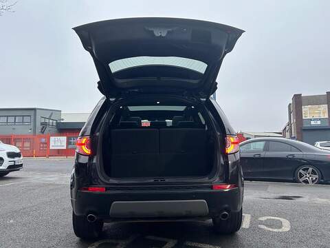 Land Rover Discovery Sport 2.0 TD4 HSE Black SUV 5dr Diesel Auto 4WD Euro 6 (s/s) (180 ps) - U428