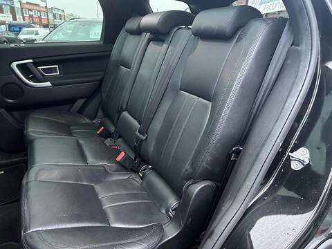 Land Rover Discovery Sport 2.0 TD4 HSE Black SUV 5dr Diesel Auto 4WD Euro 6 (s/s) (180 ps) - U428