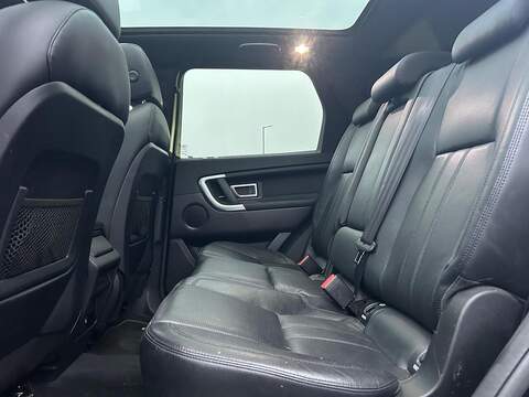 Land Rover Discovery Sport 2.0 TD4 HSE Black SUV 5dr Diesel Auto 4WD Euro 6 (s/s) (180 ps) - U428