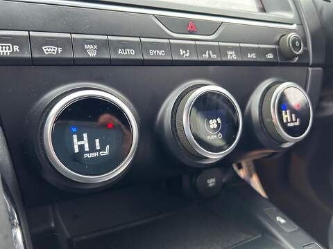 Jaguar E-PACE 2.0 D240 R-Dynamic HSE SUV 5dr Diesel Auto AWD Euro 6 (s/s) (240 ps) - U430