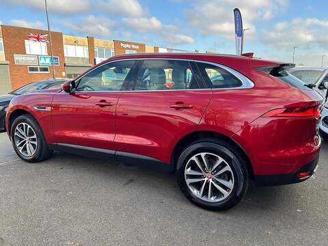 Jaguar F-PACE 2.0 D180 Prestige SUV 5dr Diesel Manual AWD Euro 6 (s/s) (180 ps) - U433